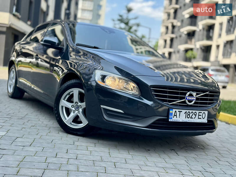 Седан Volvo S60 2014 в Ивано-Франковске