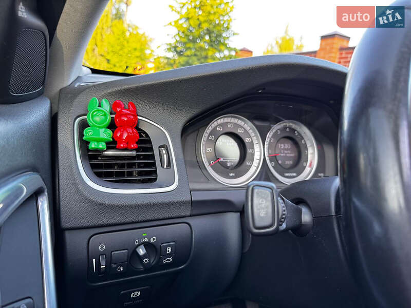 Седан Volvo S60 2011 в Черновцах фото 15 Седан Volvo S60 2011 в Черновцах