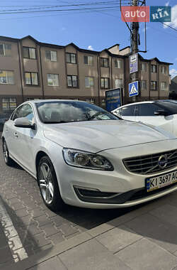 Седан Volvo S60 2014 в 