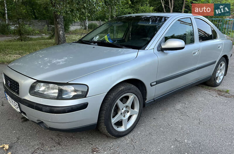 Седан Volvo S60 2002 в Переяславі