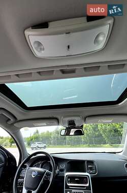 Седан Volvo S60 2014 в 