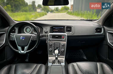 Седан Volvo S60 2013 в 