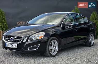 Седан Volvo S60 2012 в 
