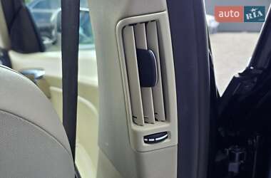 Седан Volvo S60 2012 в 