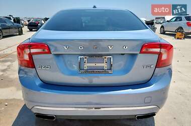 Седан Volvo S60 2018 в 