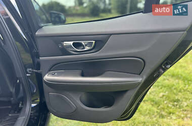Седан Volvo S60 2021 в 