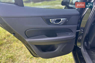 Седан Volvo S60 2021 в 