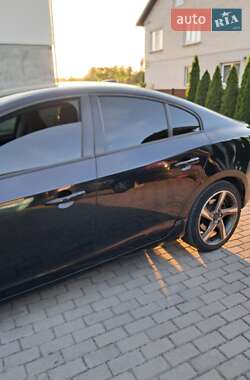 Седан Volvo S60 2012 в 