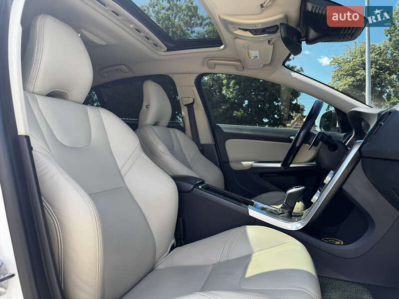Седан Volvo S60 2016 в Коломиї