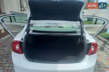 Седан Volvo S60 2015 в 