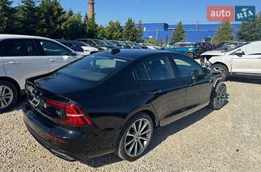 Седан Volvo S60 2021 в 