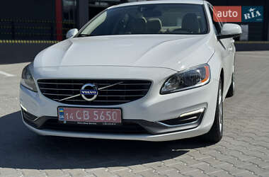 Седан Volvo S60 2013 в 