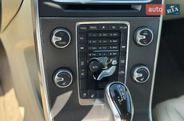 Седан Volvo S60 2013 в 