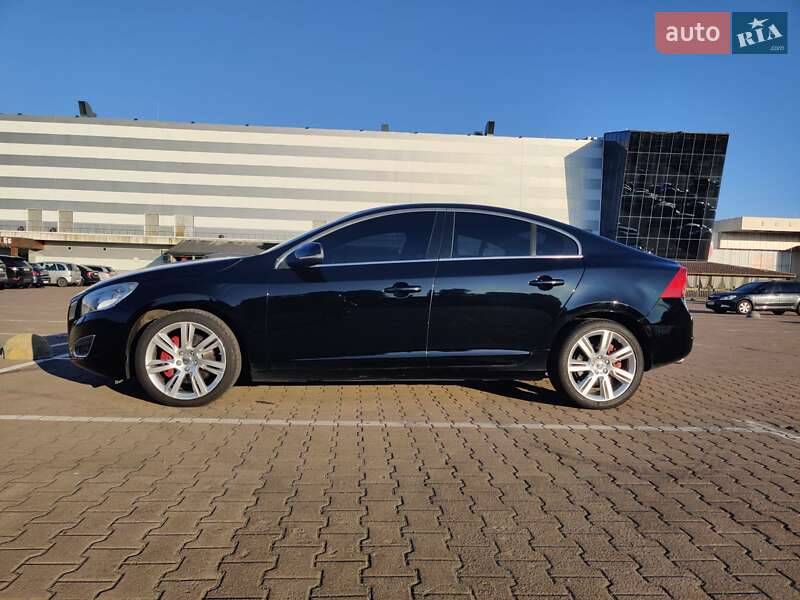 Седан Volvo S60 2011 в Житомире