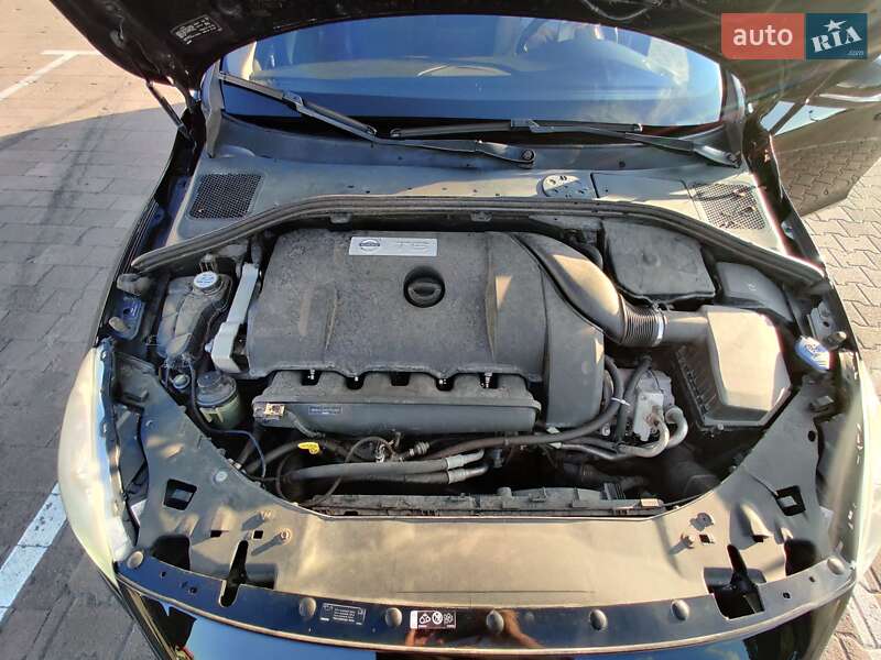 Седан Volvo S60 2011 в Житомире