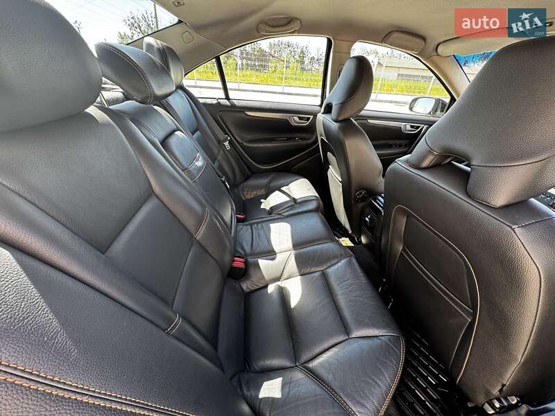 Седан Volvo S60 2008 в Львове