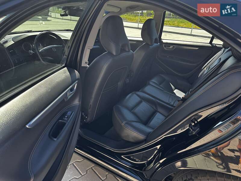 Седан Volvo S60 2008 в Львове