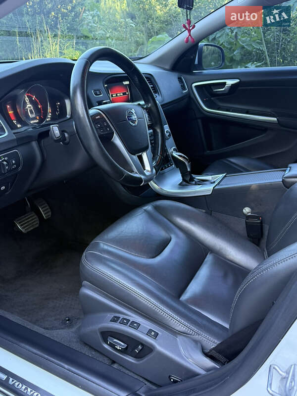 Седан Volvo S60 2017 в Житомирі