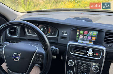 Седан Volvo S60 2011 в 