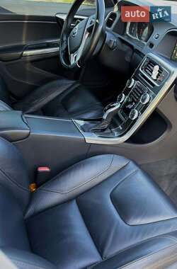 Седан Volvo S60 2011 в 