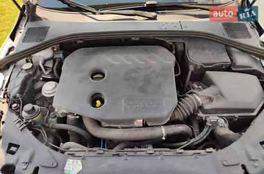 Седан Volvo S60 2012 в 