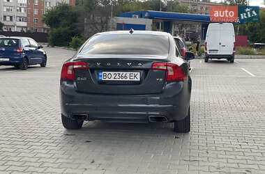 Седан Volvo S60 2016 в 