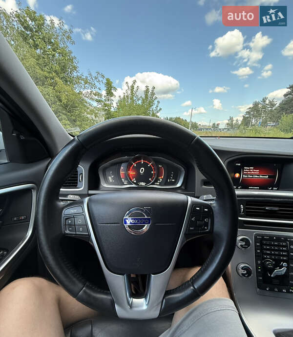 Седан Volvo S60 2017 в Житомирі