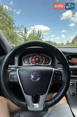 Седан Volvo S60 2017 в 