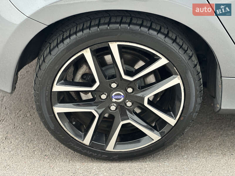 Седан Volvo S60 2017 в Ровно фото 14 Седан Volvo S60 2017 в Ровно