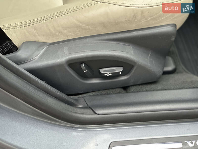 Седан Volvo S60 2017 в Ровно фото 21 Седан Volvo S60 2017 в Ровно