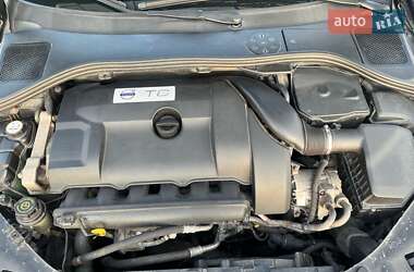 Седан Volvo S60 2012 в 