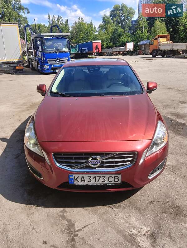 Volvo S60 2011