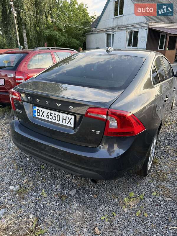 Volvo S60 2011