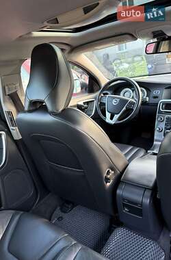 Седан Volvo S60 2011 в 