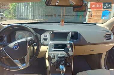 Седан Volvo S60 2013 в 