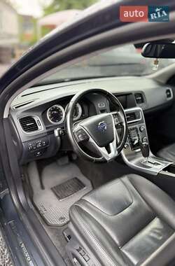 Седан Volvo S60 2011 в 
