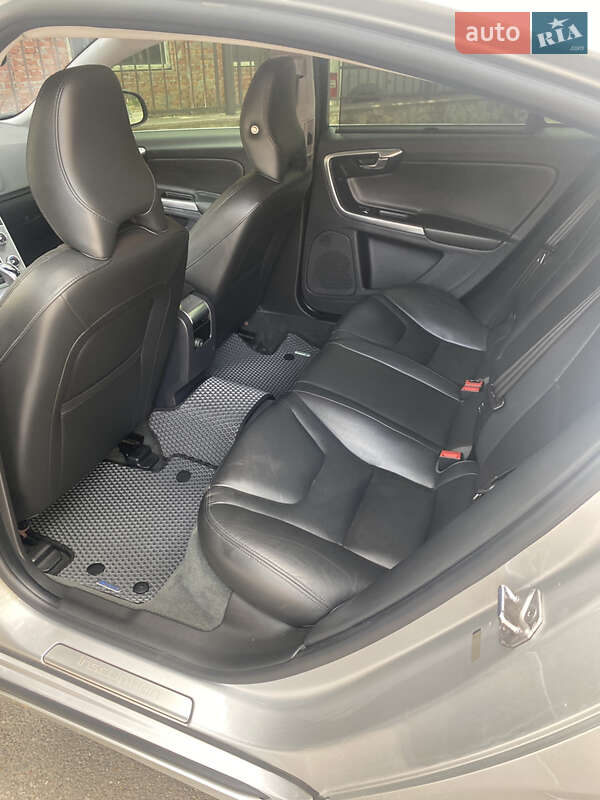 Седан Volvo S60 2017 в Кропивницком фото 12 Седан Volvo S60 2017 в Кропивницком