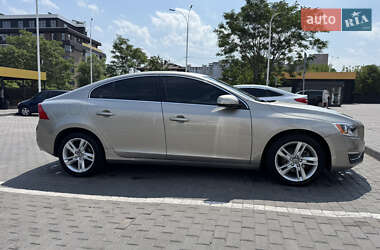 Седан Volvo S60 2014 в 