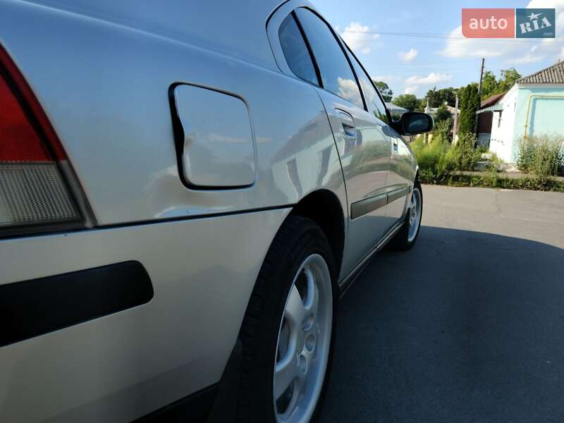 Седан Volvo S60 2001 в Володимирі