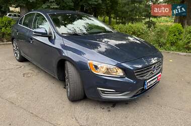 Седан Volvo S60 2014 в 