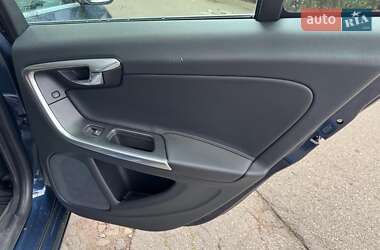 Седан Volvo S60 2014 в 