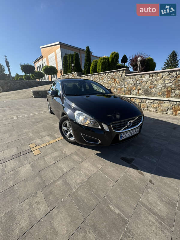 Седан Volvo S60 2012 в Сокирянах
