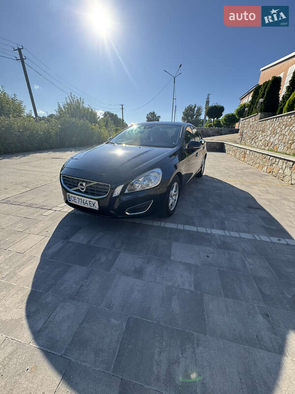 Седан Volvo S60 2012 в Сокирянах