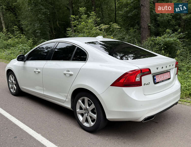 Седан Volvo S60 2017 в Житомирі