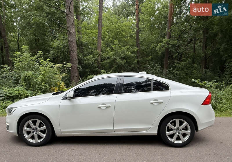Седан Volvo S60 2017 в Житомирі