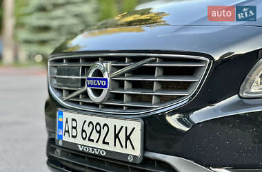 Седан Volvo S60 2017 в 