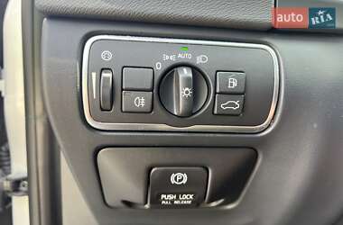 Седан Volvo S60 2014 в 