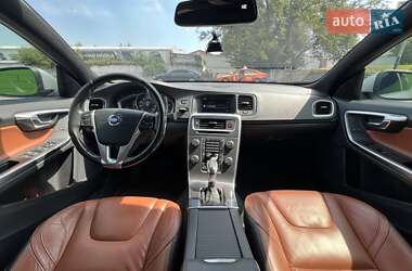 Седан Volvo S60 2014 в 