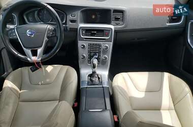 Седан Volvo S60 2017 в 