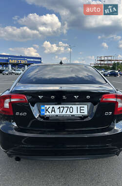 Седан Volvo S60 2013 в 